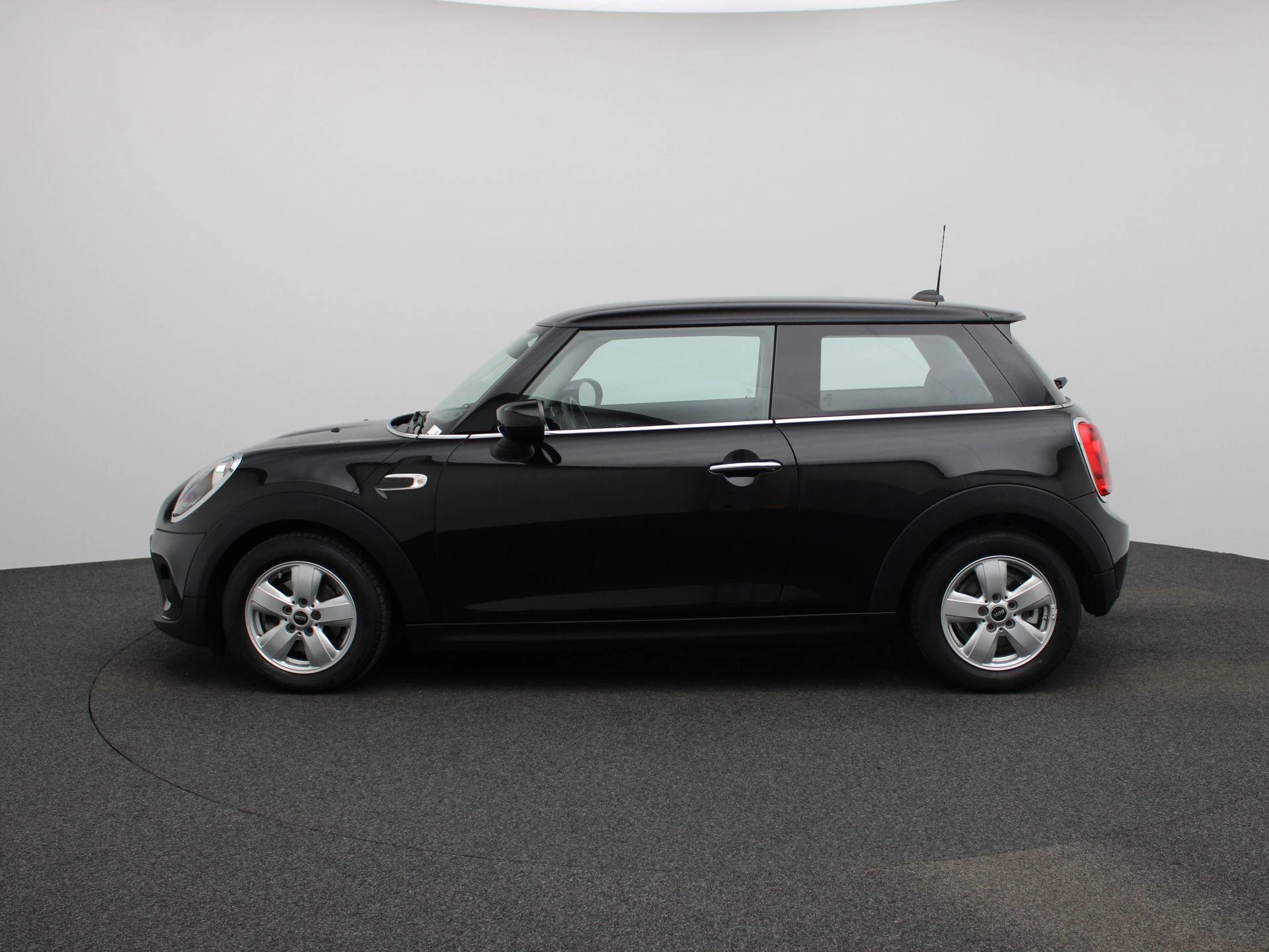 MINI-3-deurs-image-3