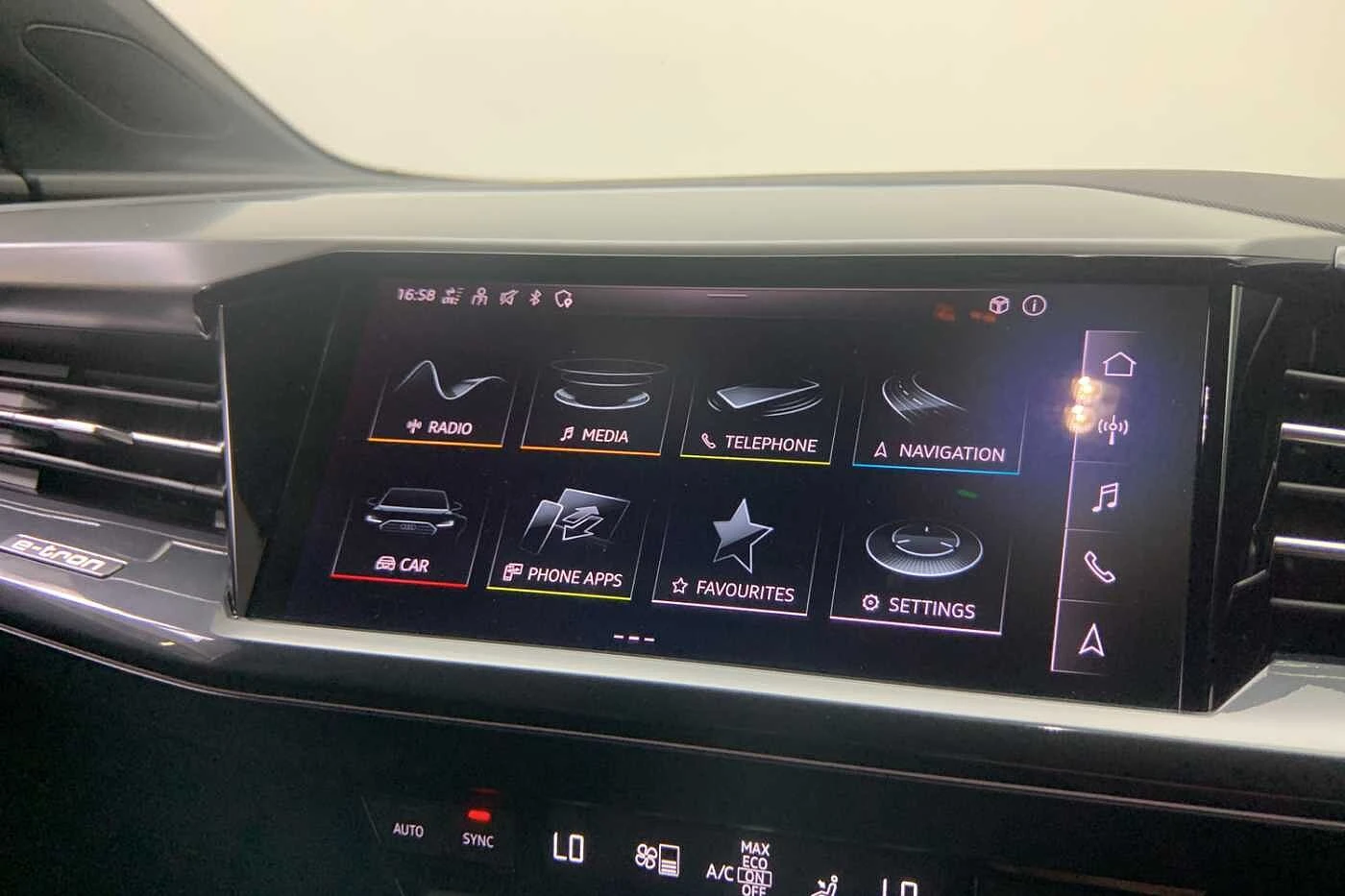 Audi-Q4 e-tron-image-19