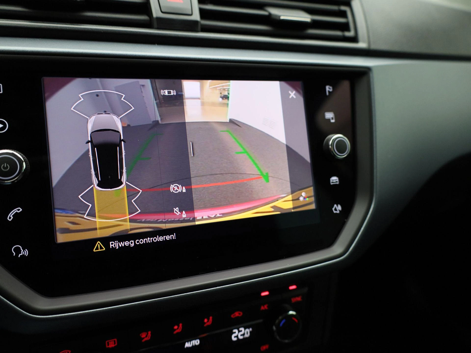 SEAT-Arona-image-26
