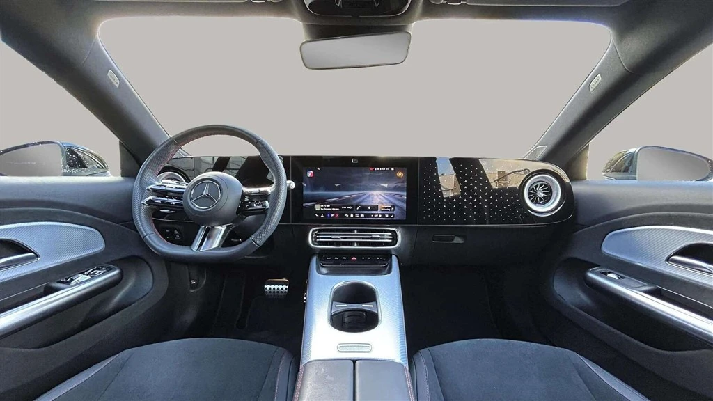 Mercedes-Benz-CLA-image-13