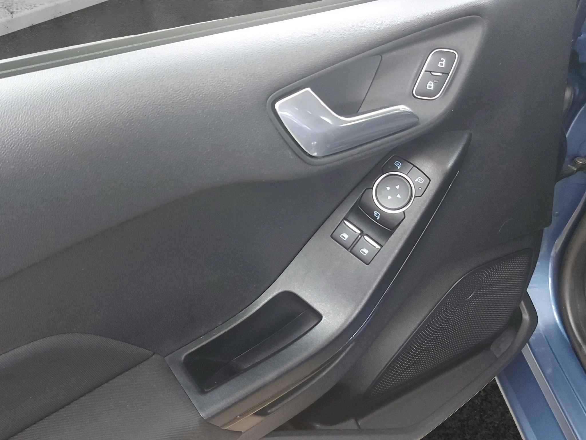 Ford Fiesta 1.1 Cool&Connect WINT.PKT*GETÖNTESCHEIBEN*DISPLAY*RFK