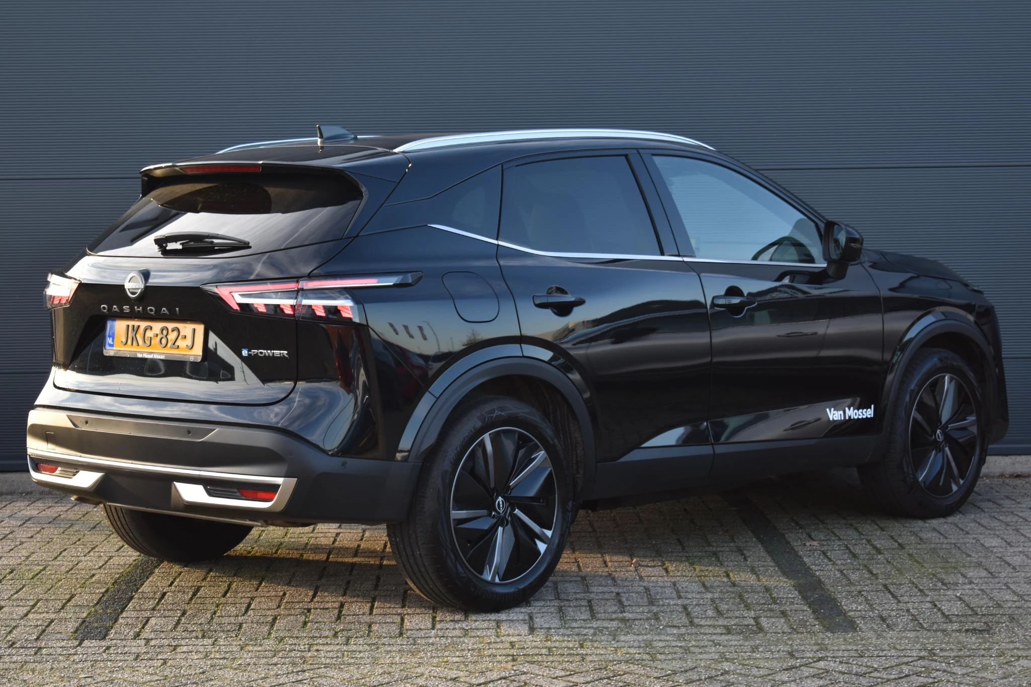 Nissan-QASHQAI-image-4