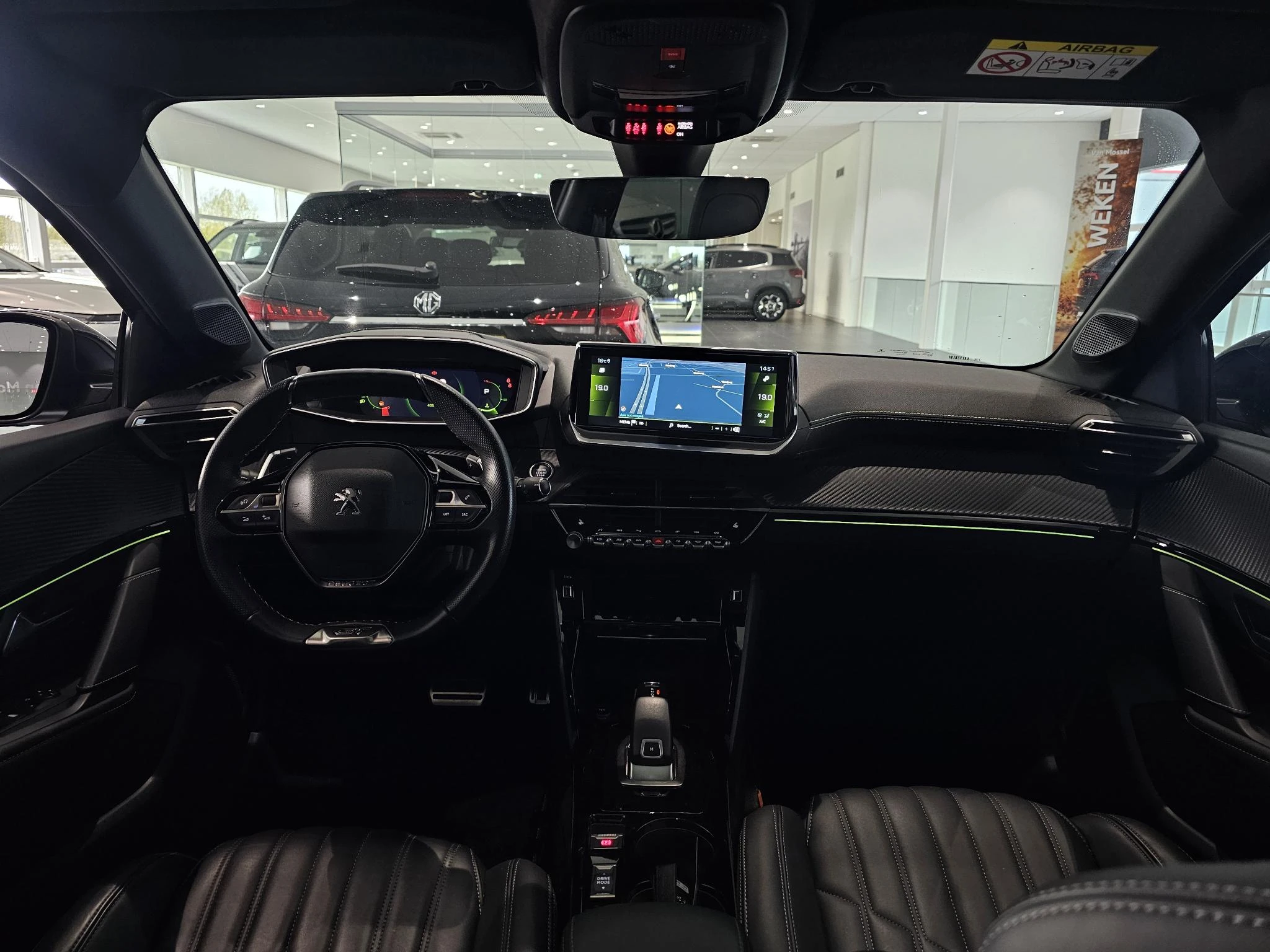 Peugeot-208-image-11