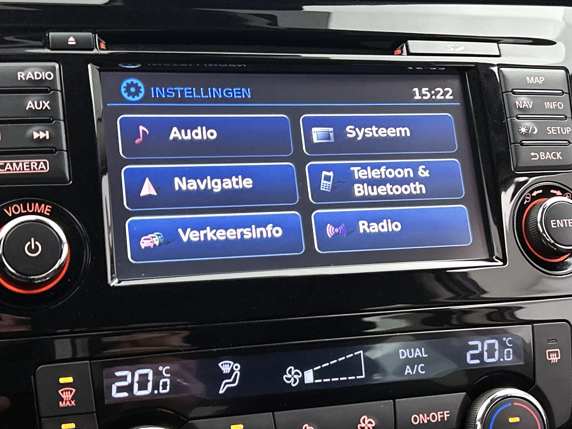 Nissan-QASHQAI-image-9
