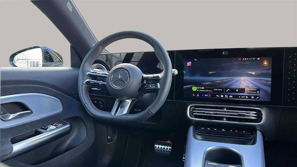 Mercedes-Benz-CLA-image-12