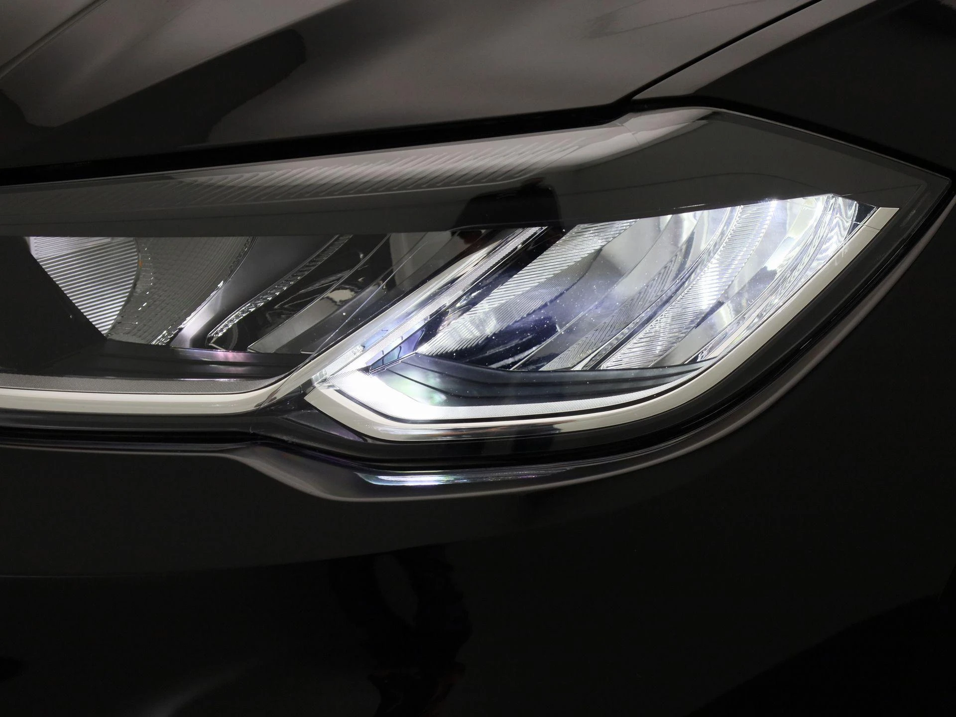Volkswagen-Polo-image-14