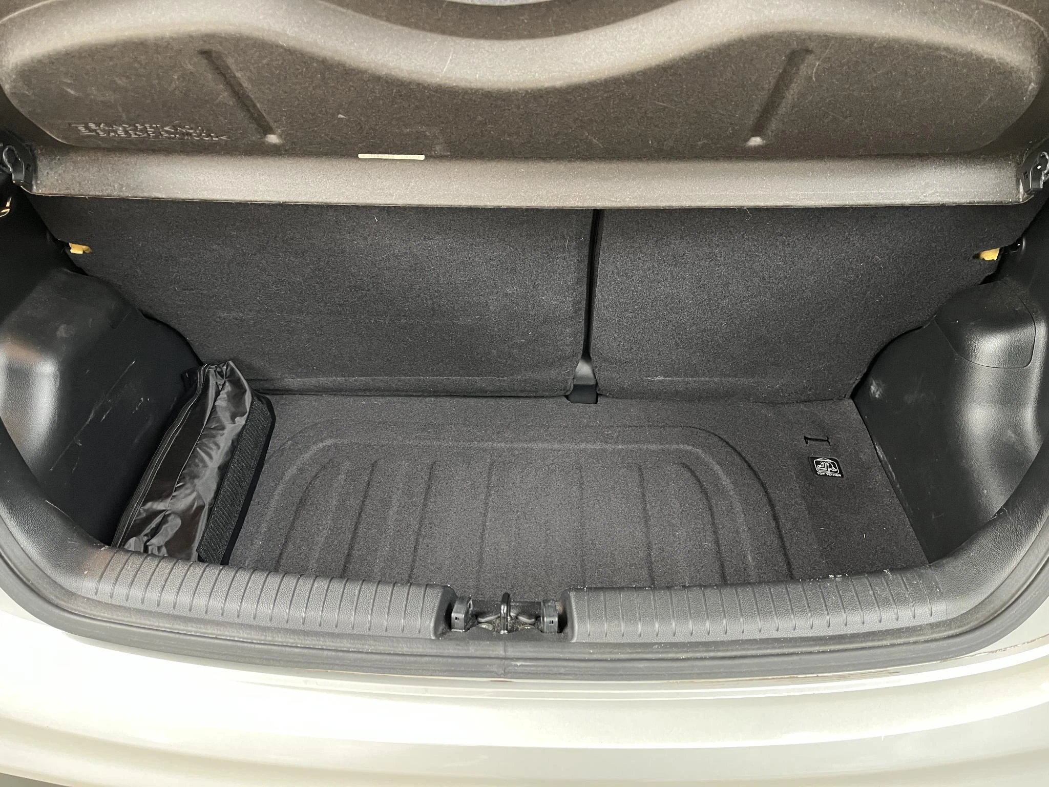 Hyundai i10 1.0 Aut. Launch Edition