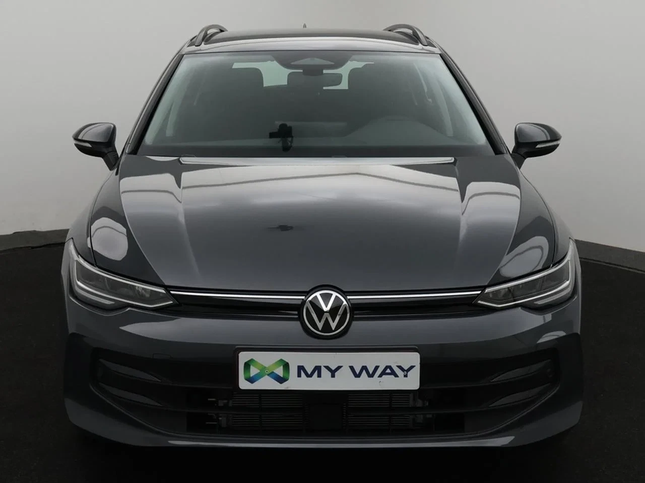 Volkswagen-Golf-image-8