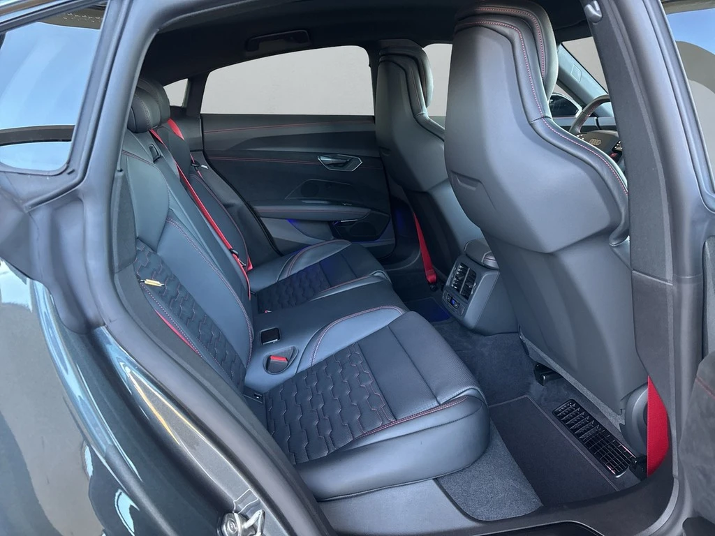 Audi-e-tron GT-image-11