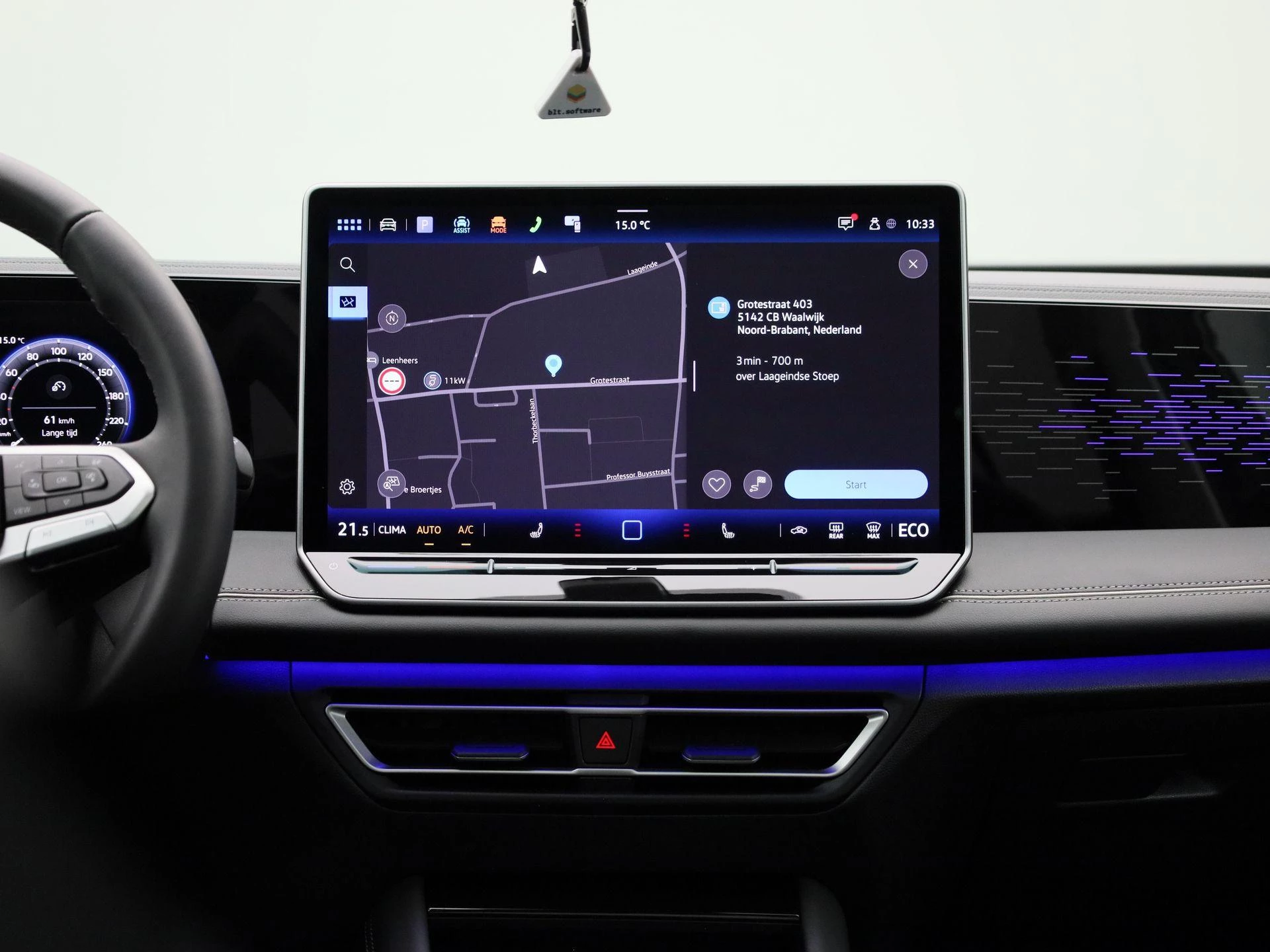 Volkswagen-Tiguan-image-8