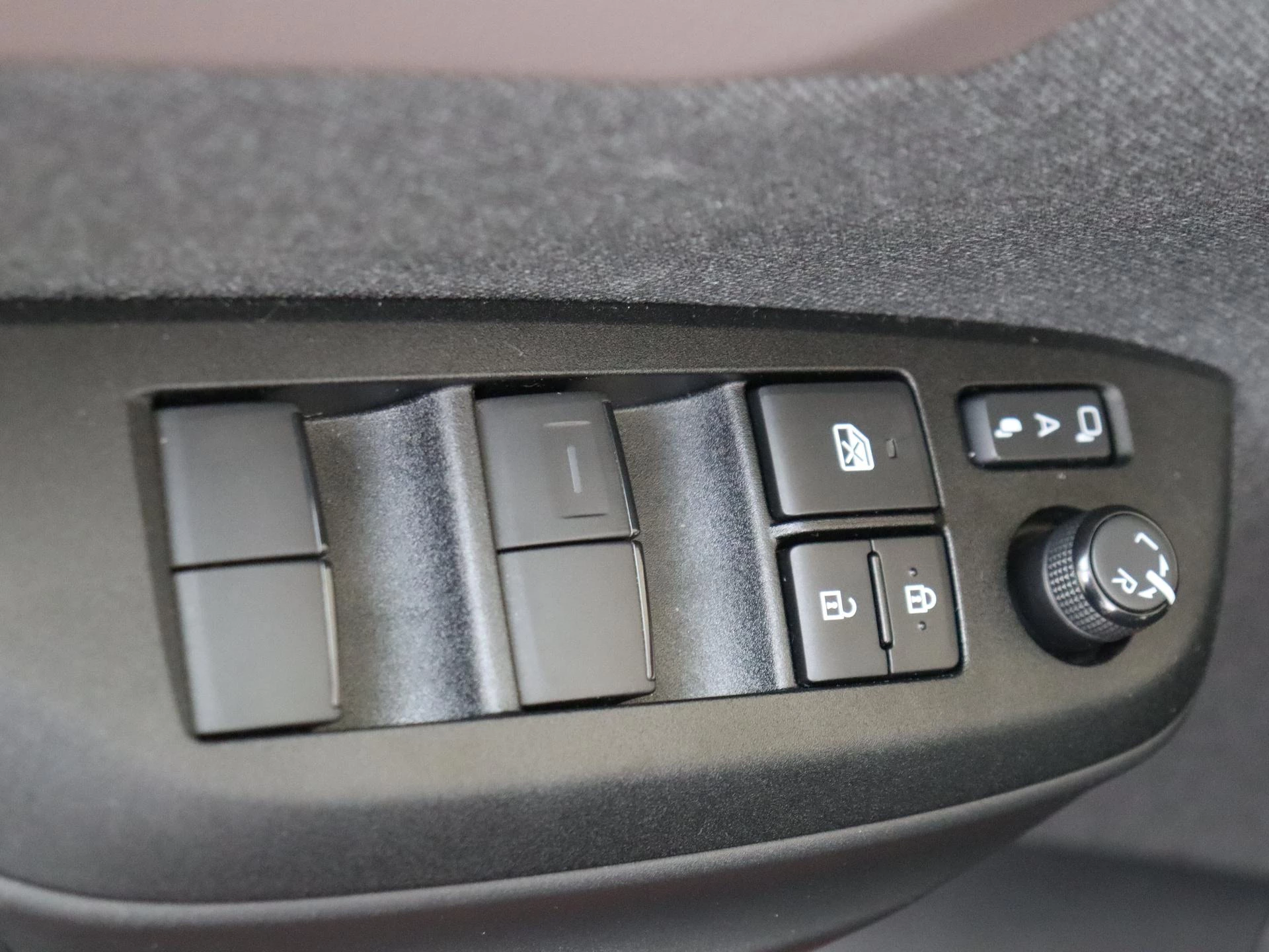 Toyota-Yaris Cross-image-27
