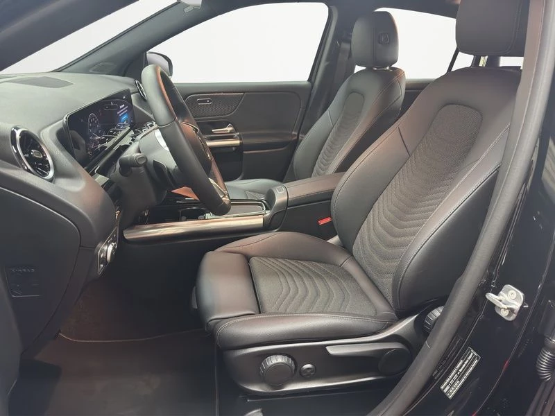 Mercedes-Benz GLA 200 PROGRESSIVE AHK SHZ MBUX KLIMA NAVI Progressive