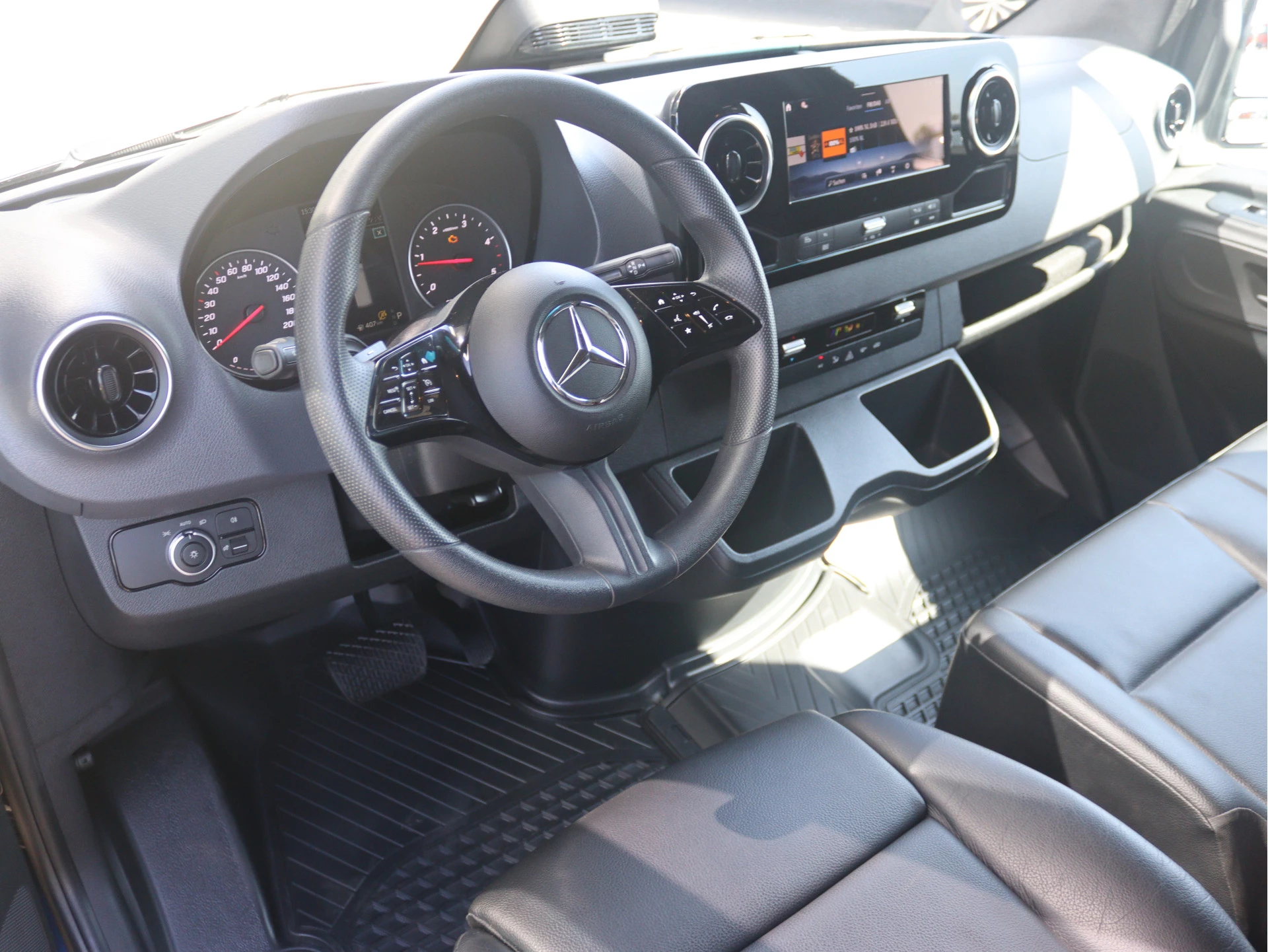 Mercedes-Benz Sprinter 317 CDI L2H2 Select | AIRCO/CAMERA/CRUISE/LED | Certified