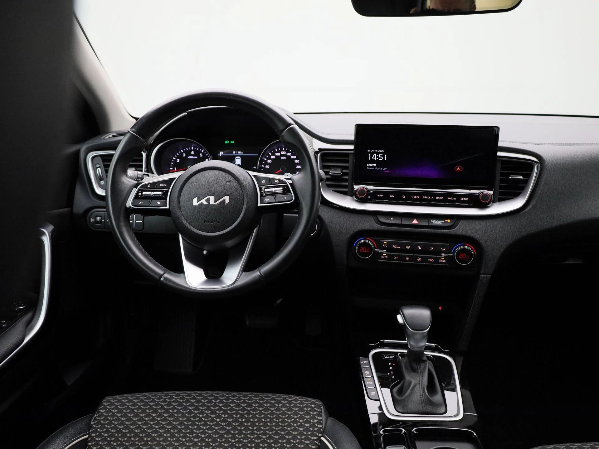 Kia-Ceed Sportswagon-image-2