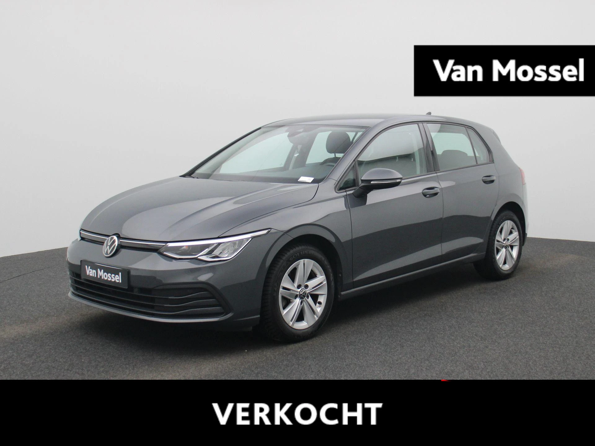 Volkswagen-Golf-image-0