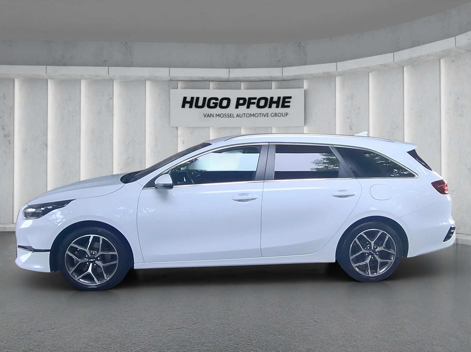 Kia Ceed Kombi*1.5 T-GDI*Spirit*SHZ*LRHZ*NAVI*JBL*RFK*PDC*AHK