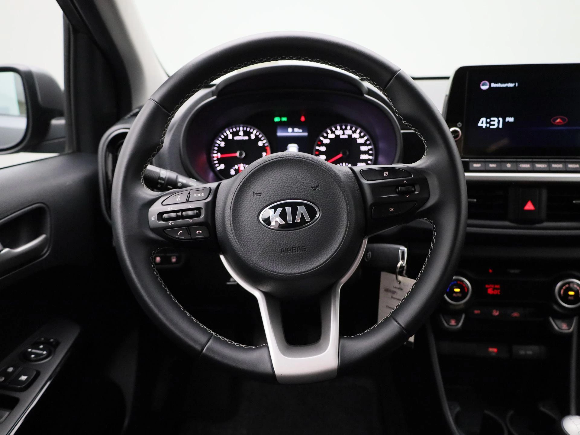 Kia-Picanto-image-6
