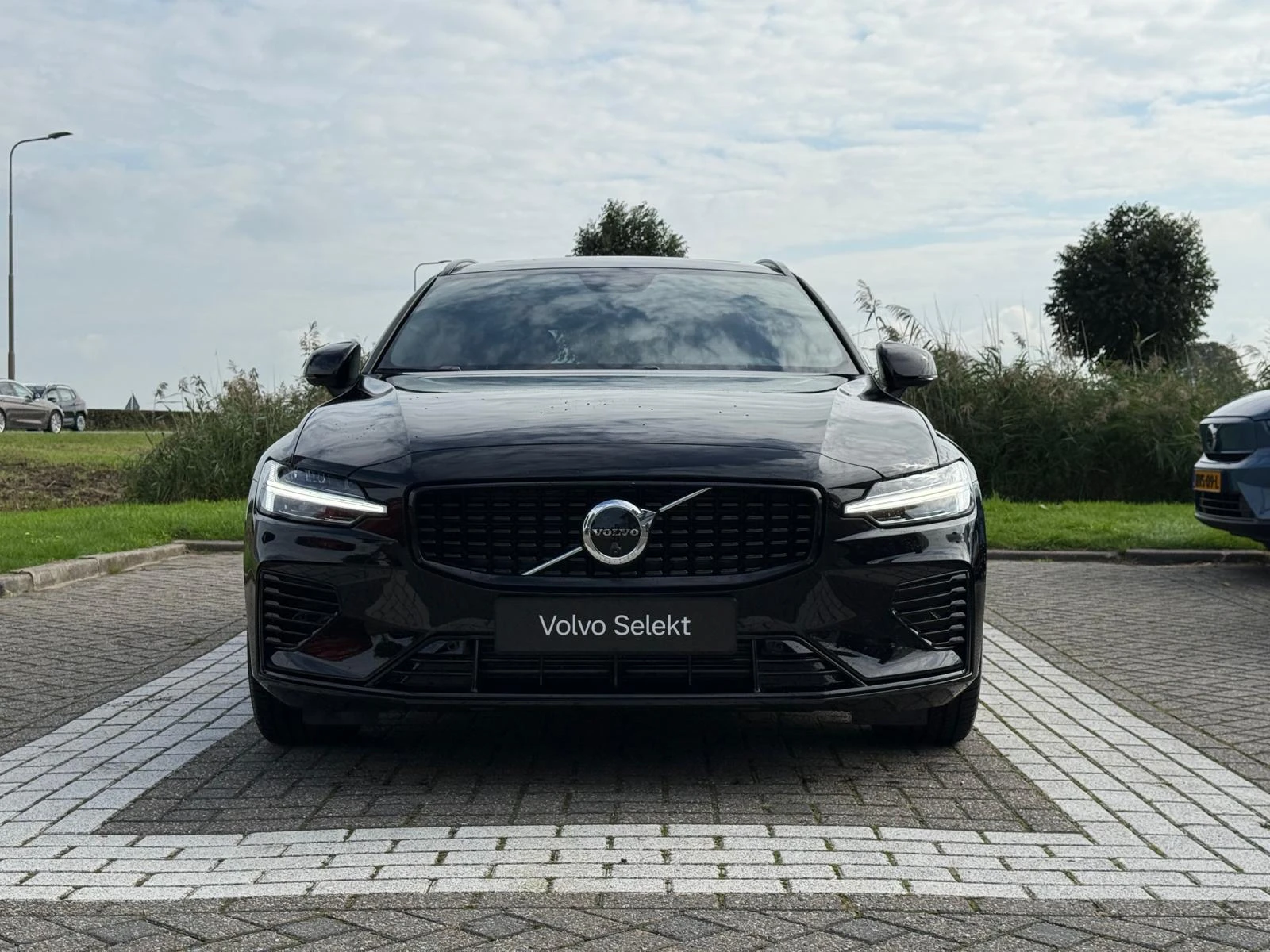 Volvo-V60-image-17