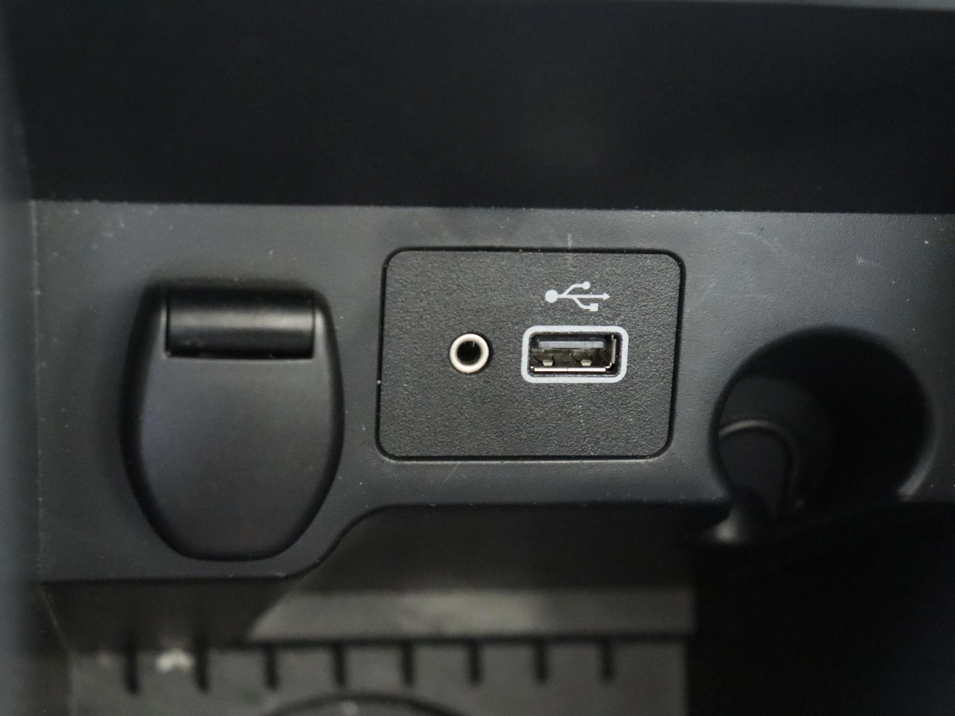 Nissan-QASHQAI-image-25