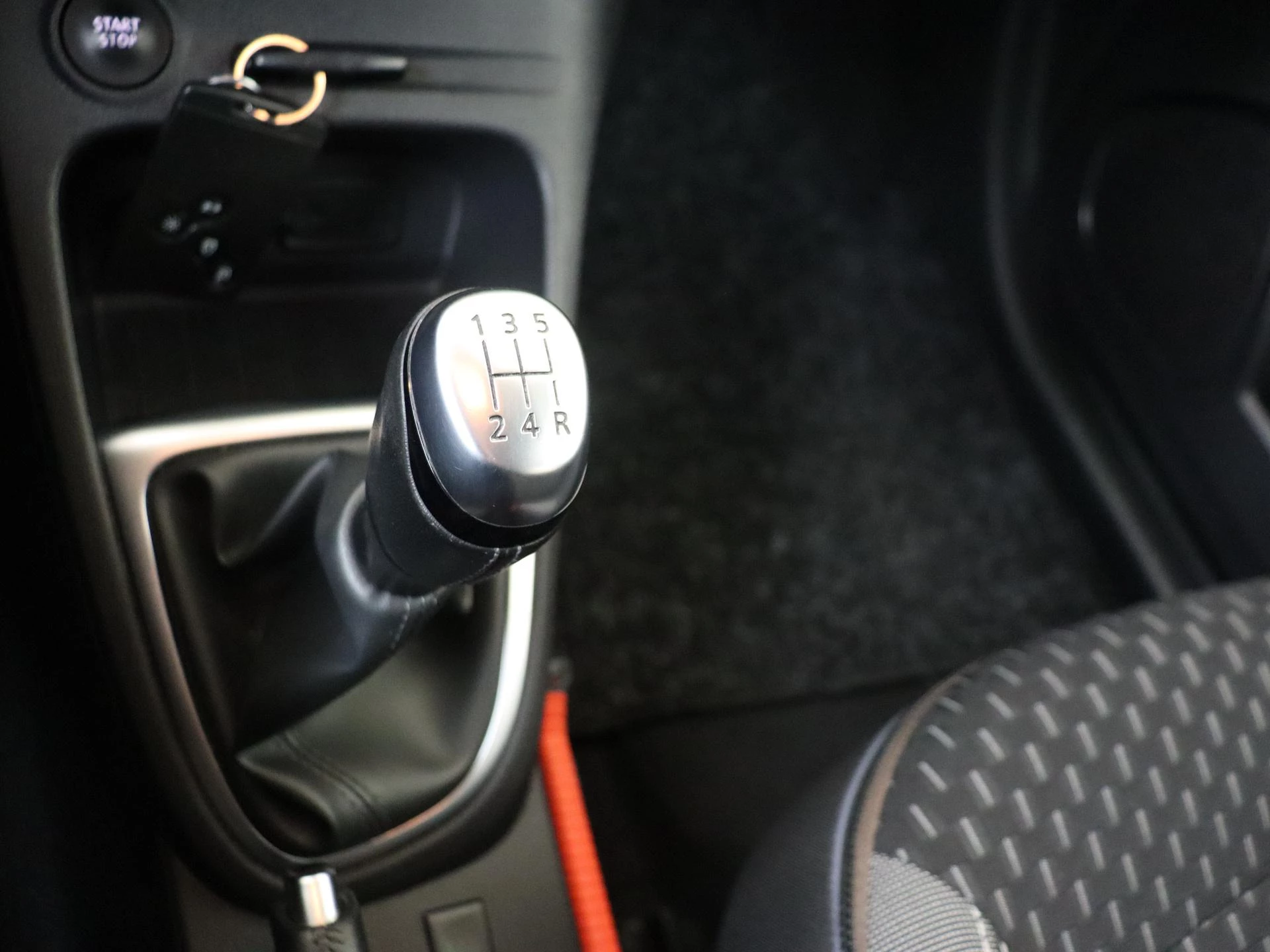 Renault-Captur-image-14