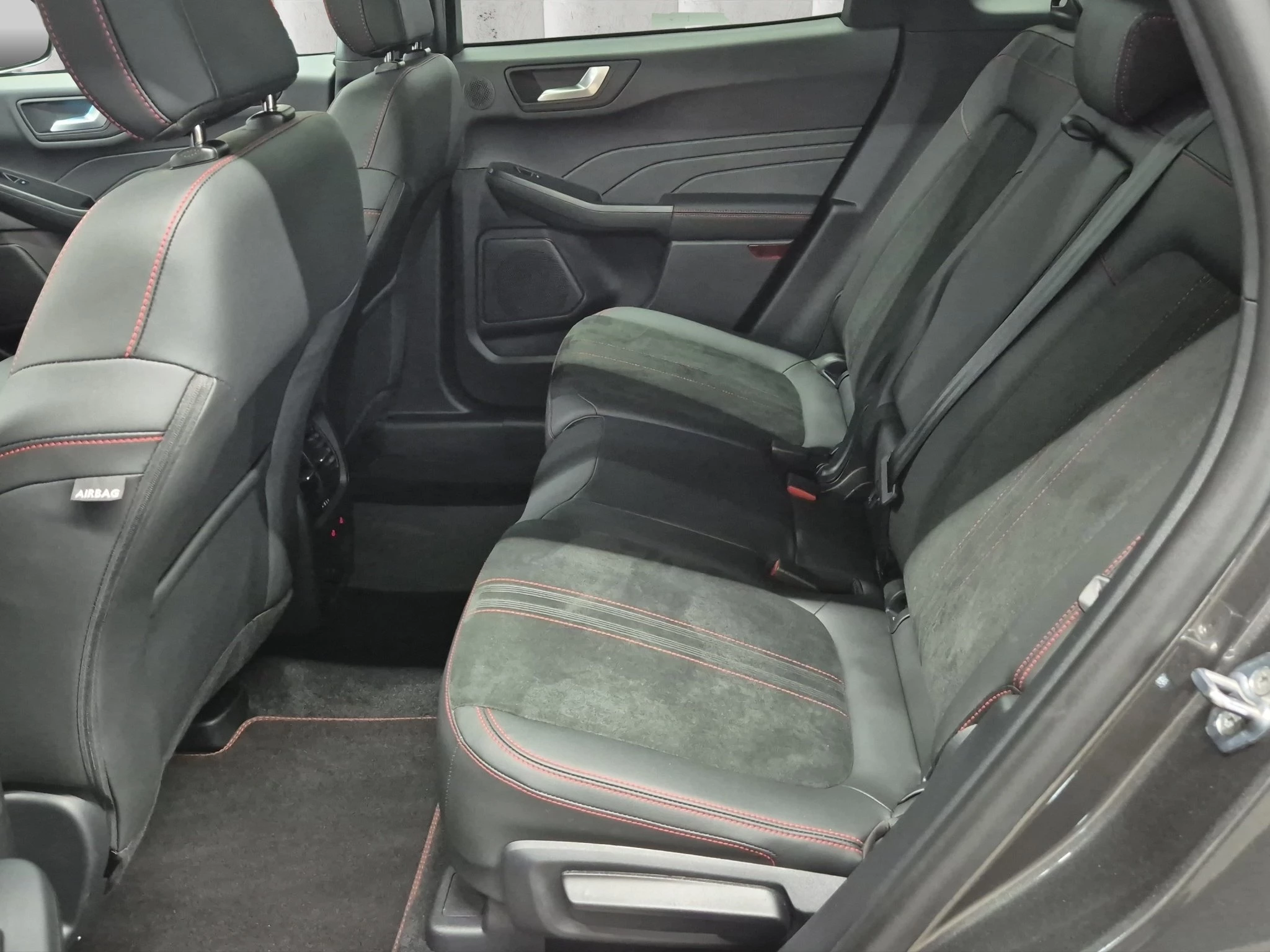 Ford-Kuga-image-10