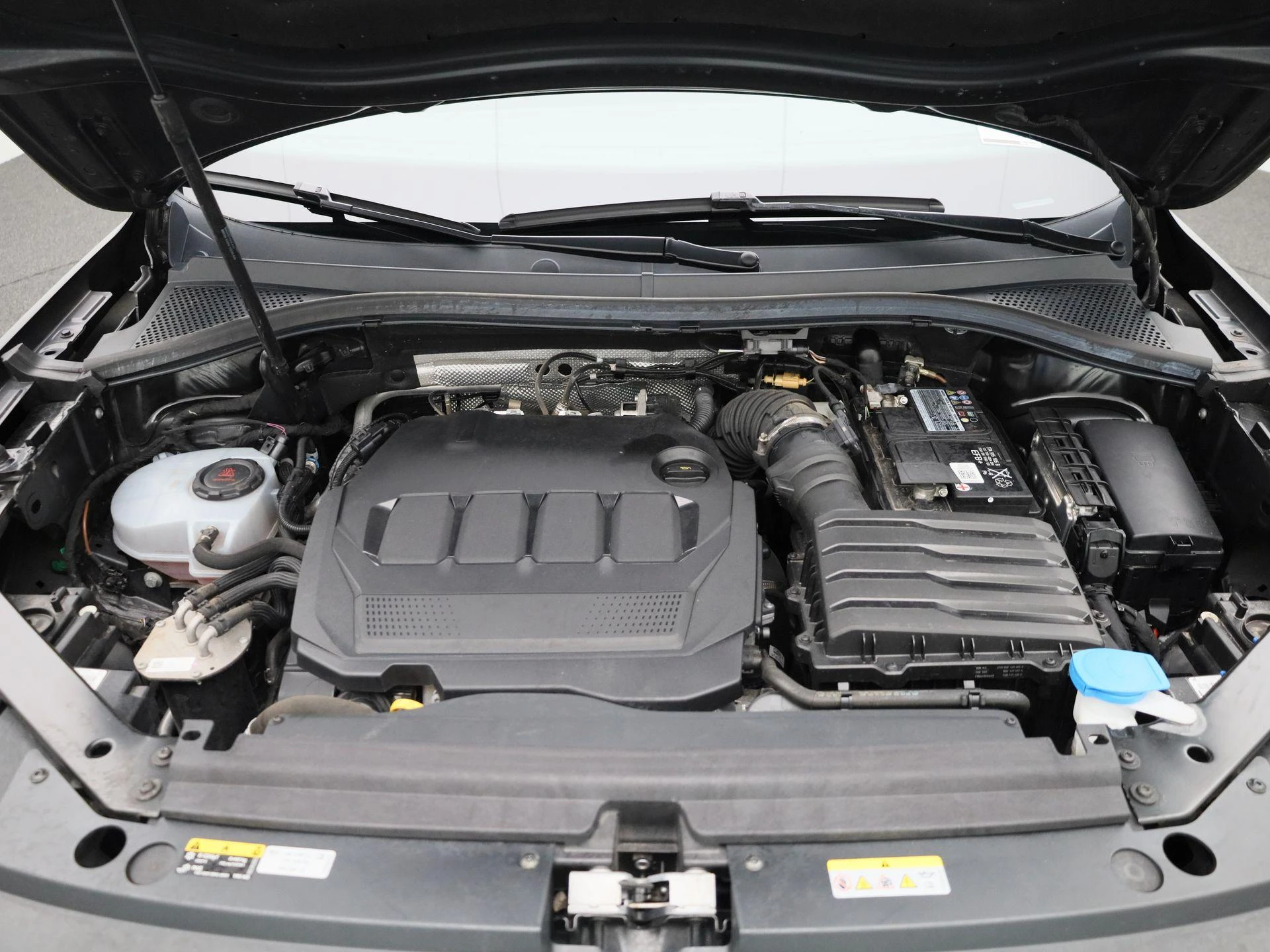 Volkswagen-Tiguan-image-34