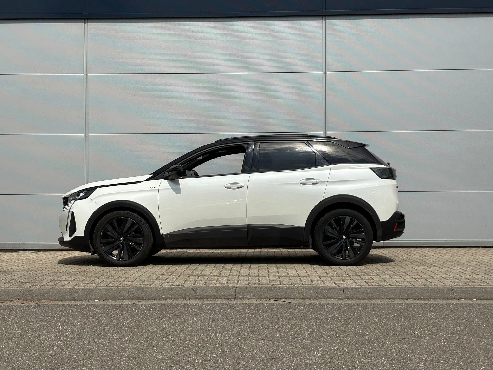 Peugeot-3008-image-2