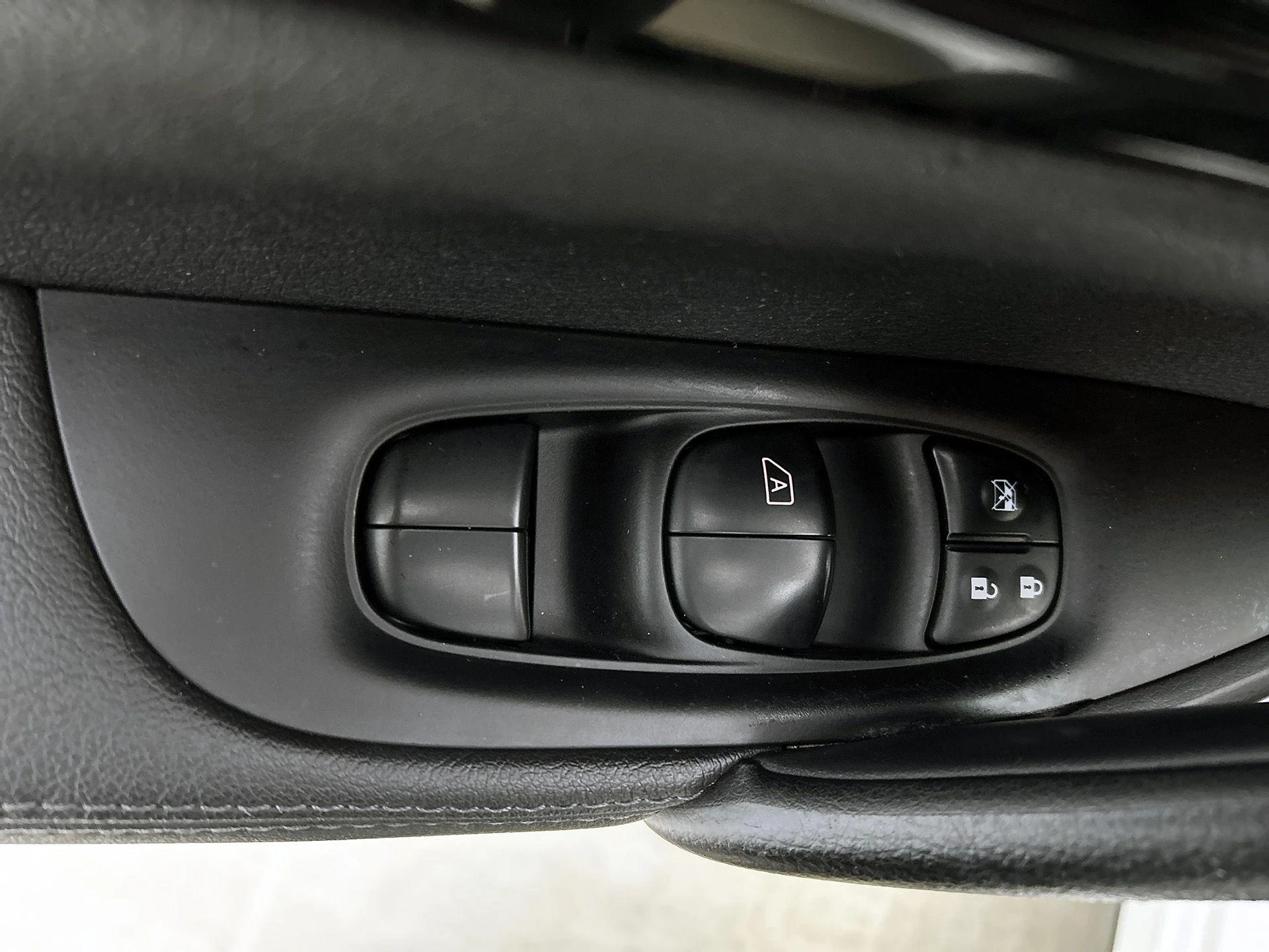 Nissan-QASHQAI-image-33