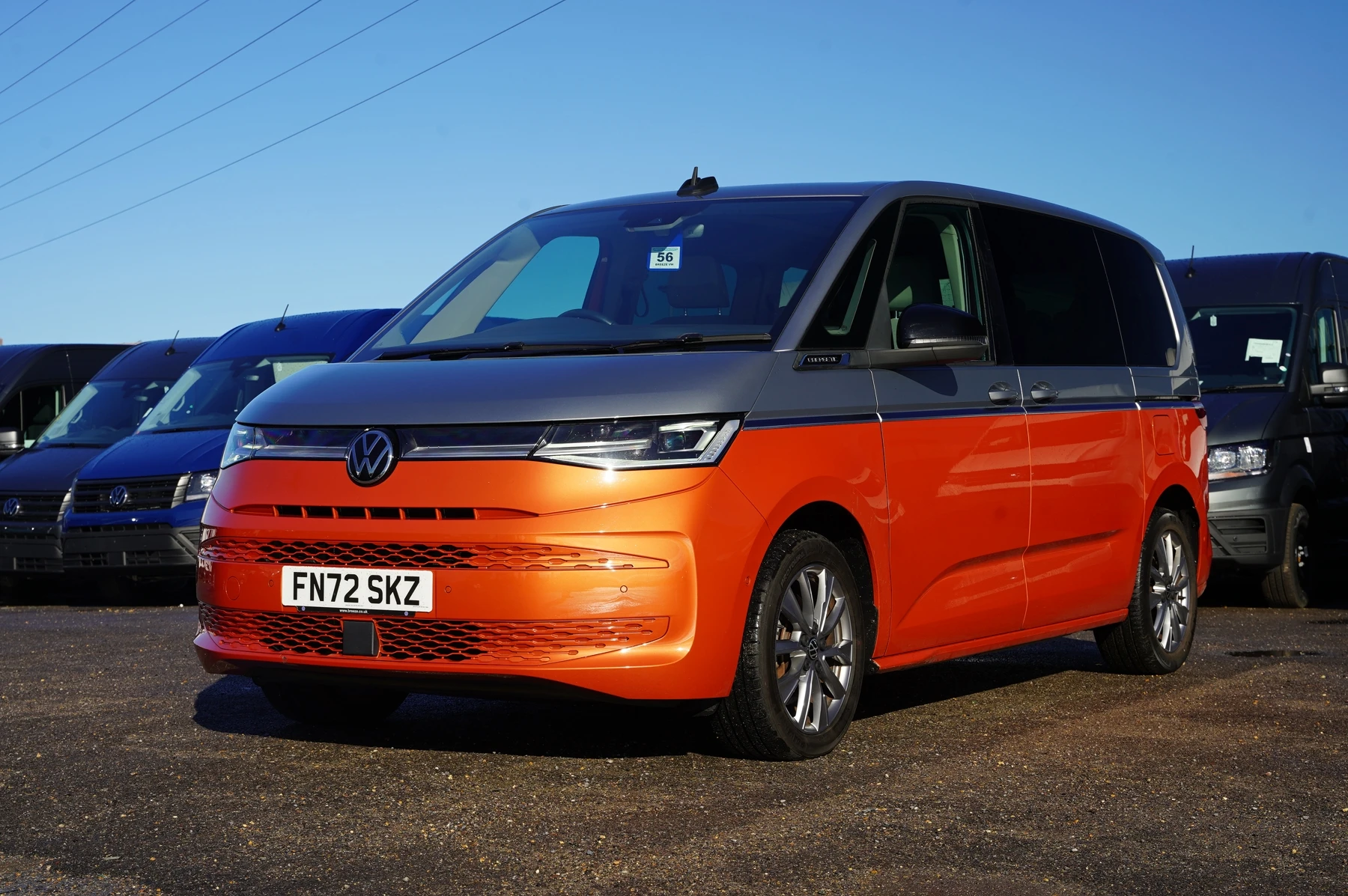 Volkswagen-Multivan-image-35