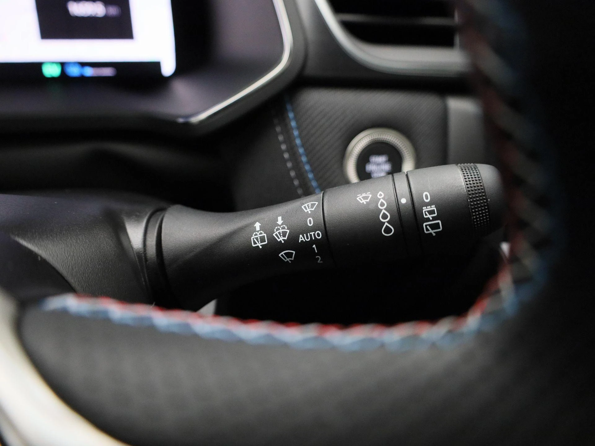 Renault-Captur-image-19