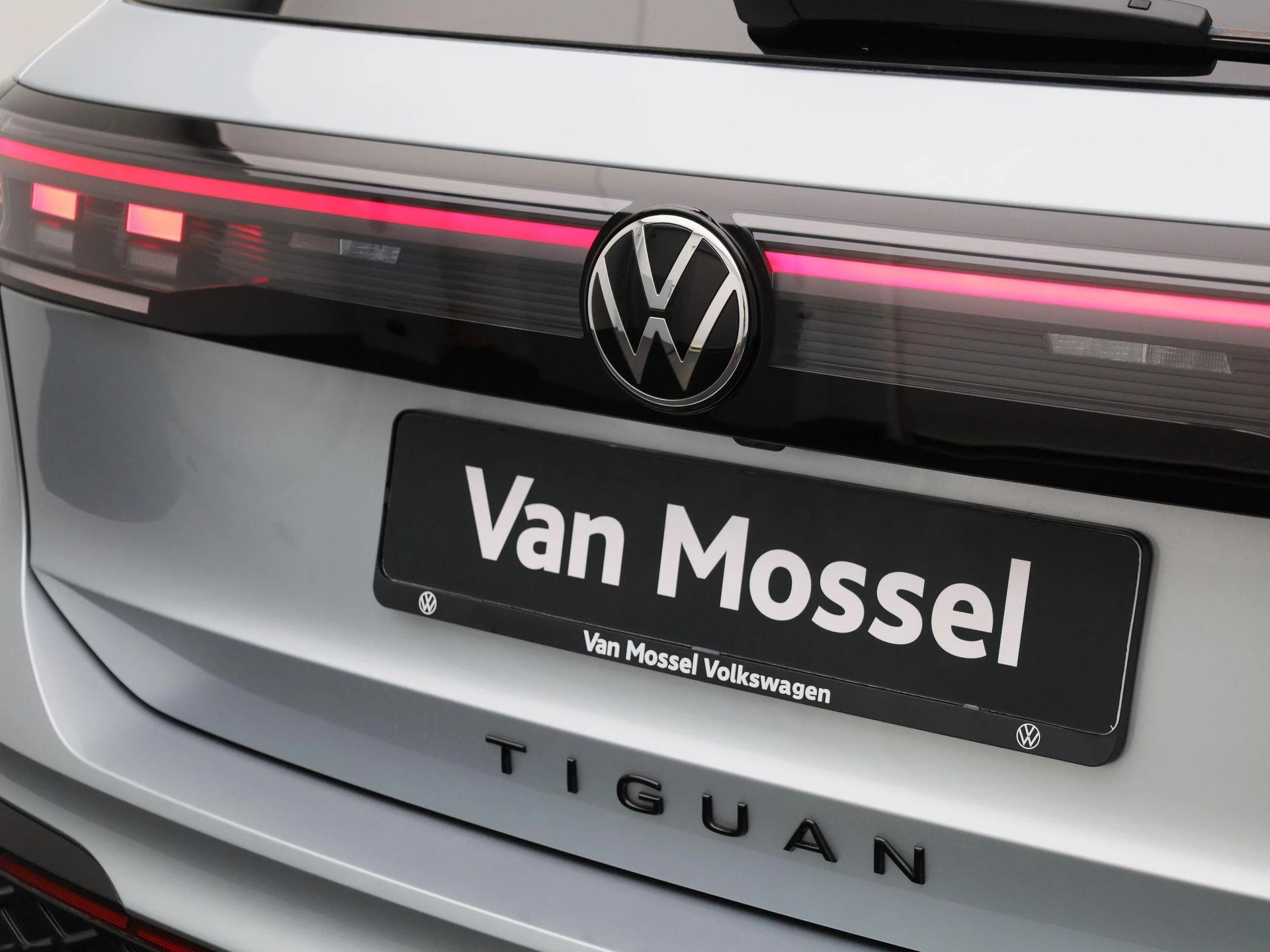 Volkswagen-Tiguan-image-47