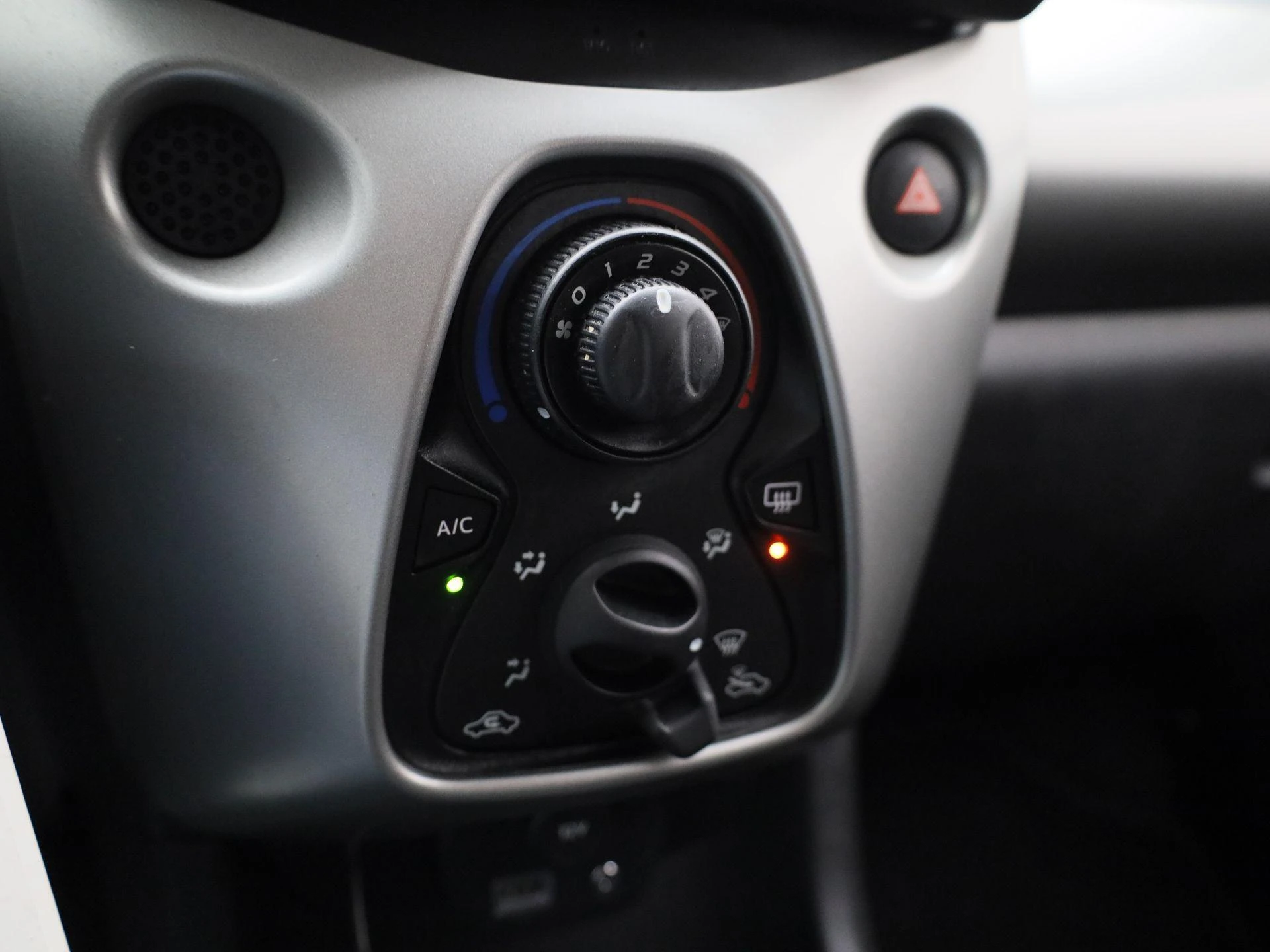 Peugeot-108-image-17