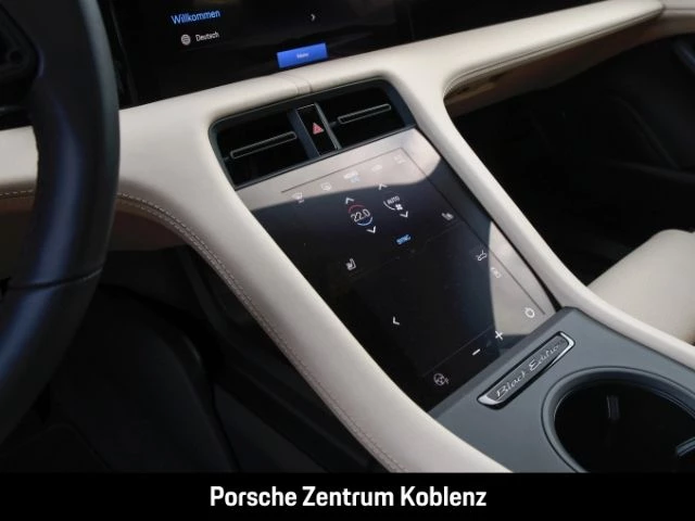 Porsche Taycan 4 Black Edition black edition