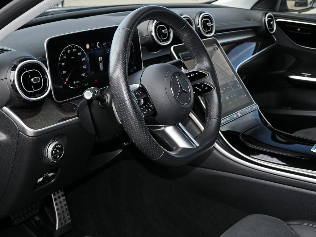 Mercedes-Benz-C-Klasse 220-image-9