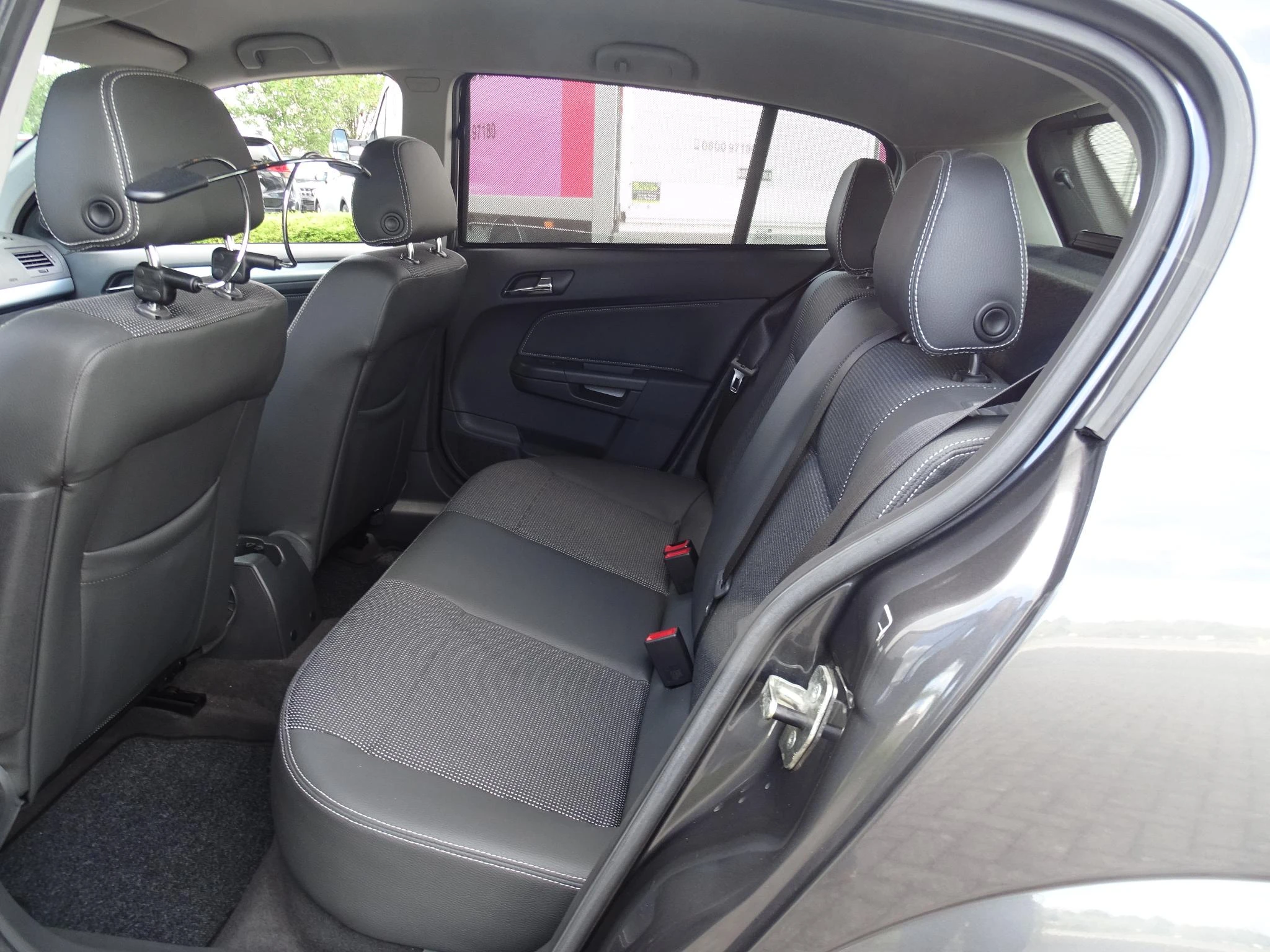 Opel-Astra-image-14