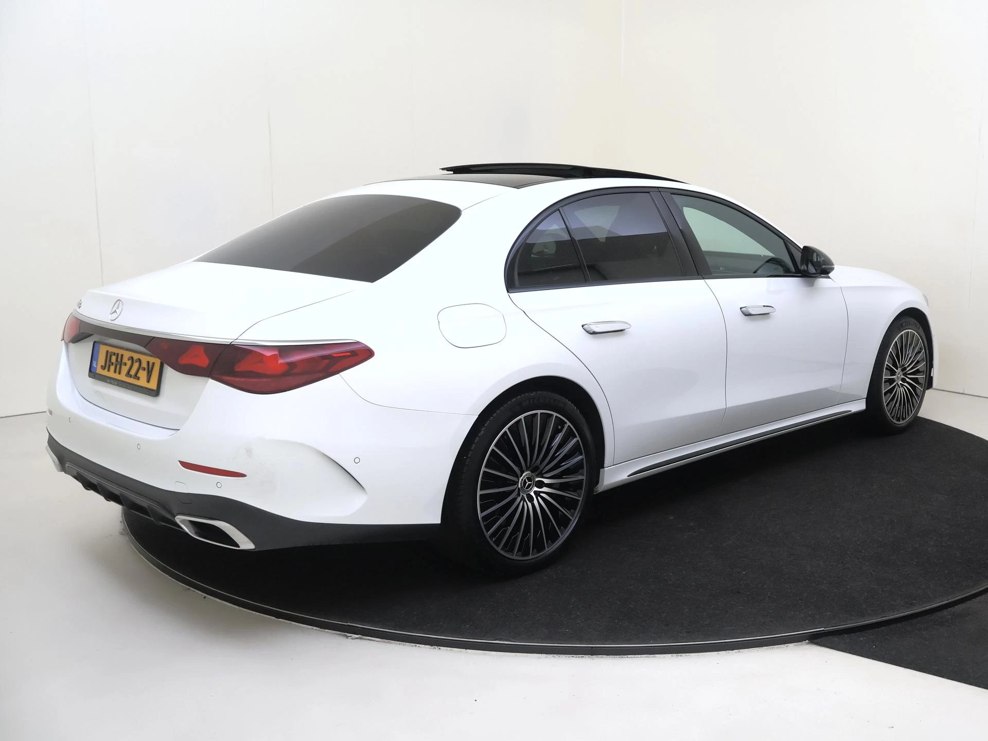 Mercedes-Benz E-Klasse 300 e Sport Edition