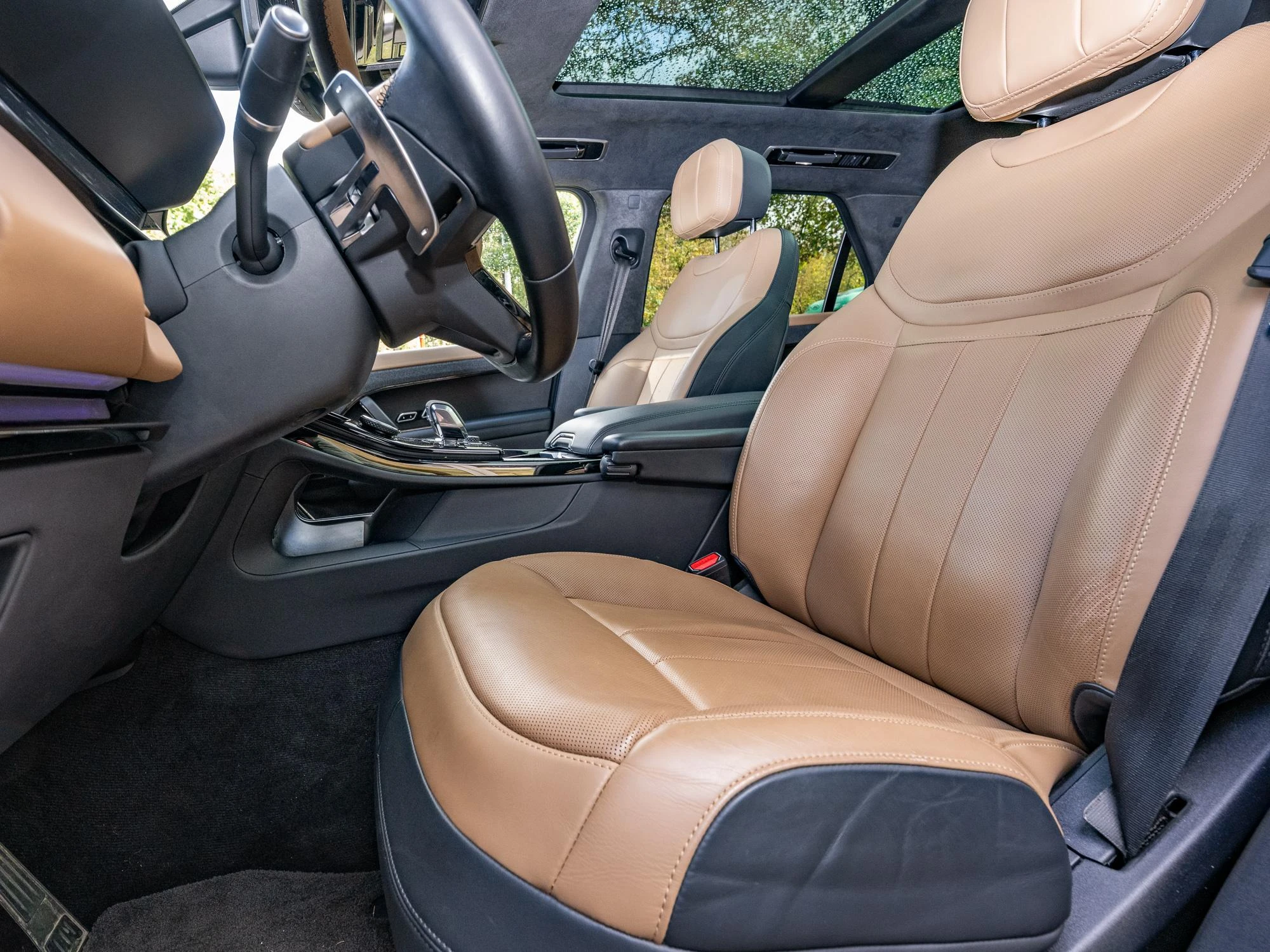 Land Rover-Range Rover Sport-image-16
