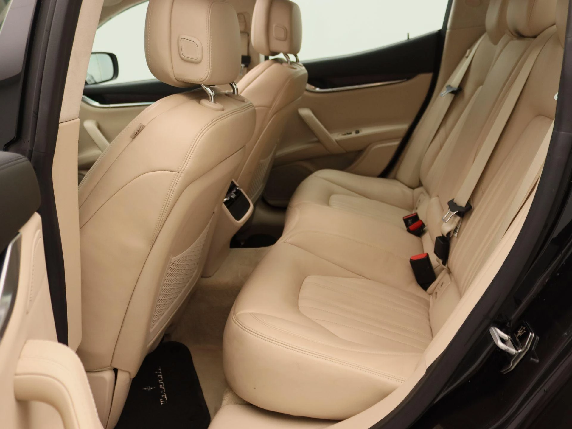 Maserati-Ghibli-image-12