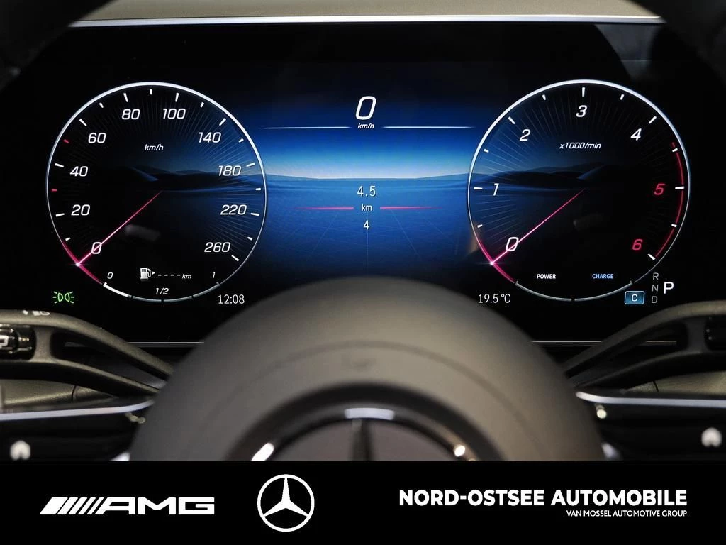 Mercedes-Benz-GLC-image-6