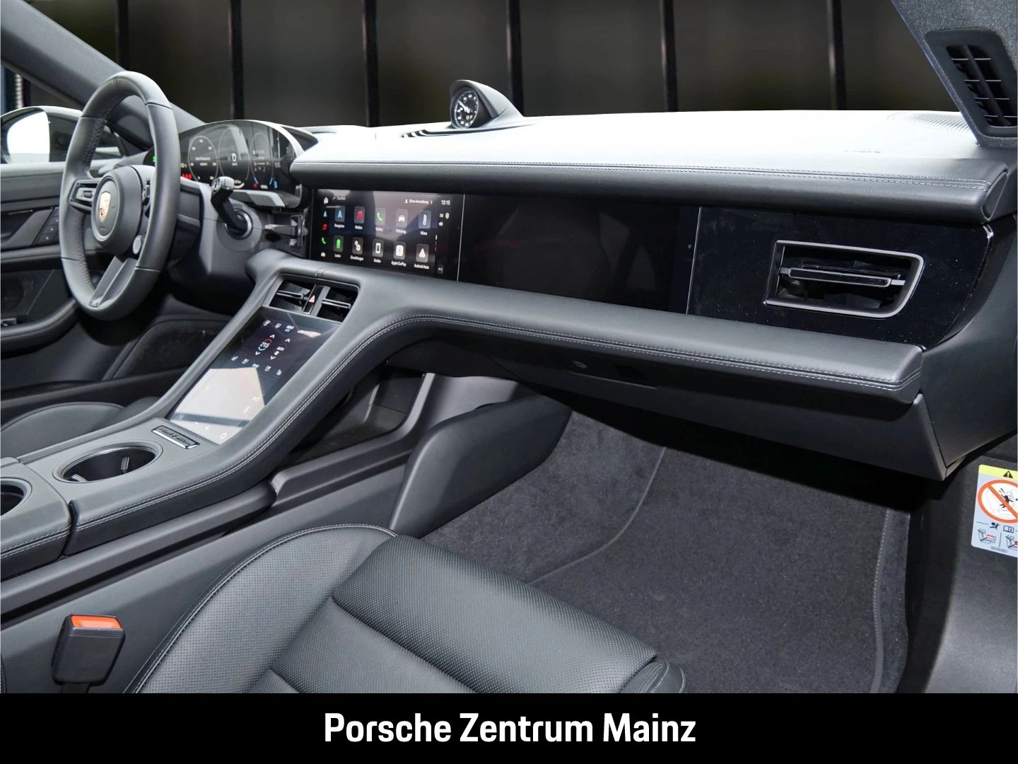 Porsche Taycan Sport Turismo Black Edition NW ZUM HAUSPR black edition