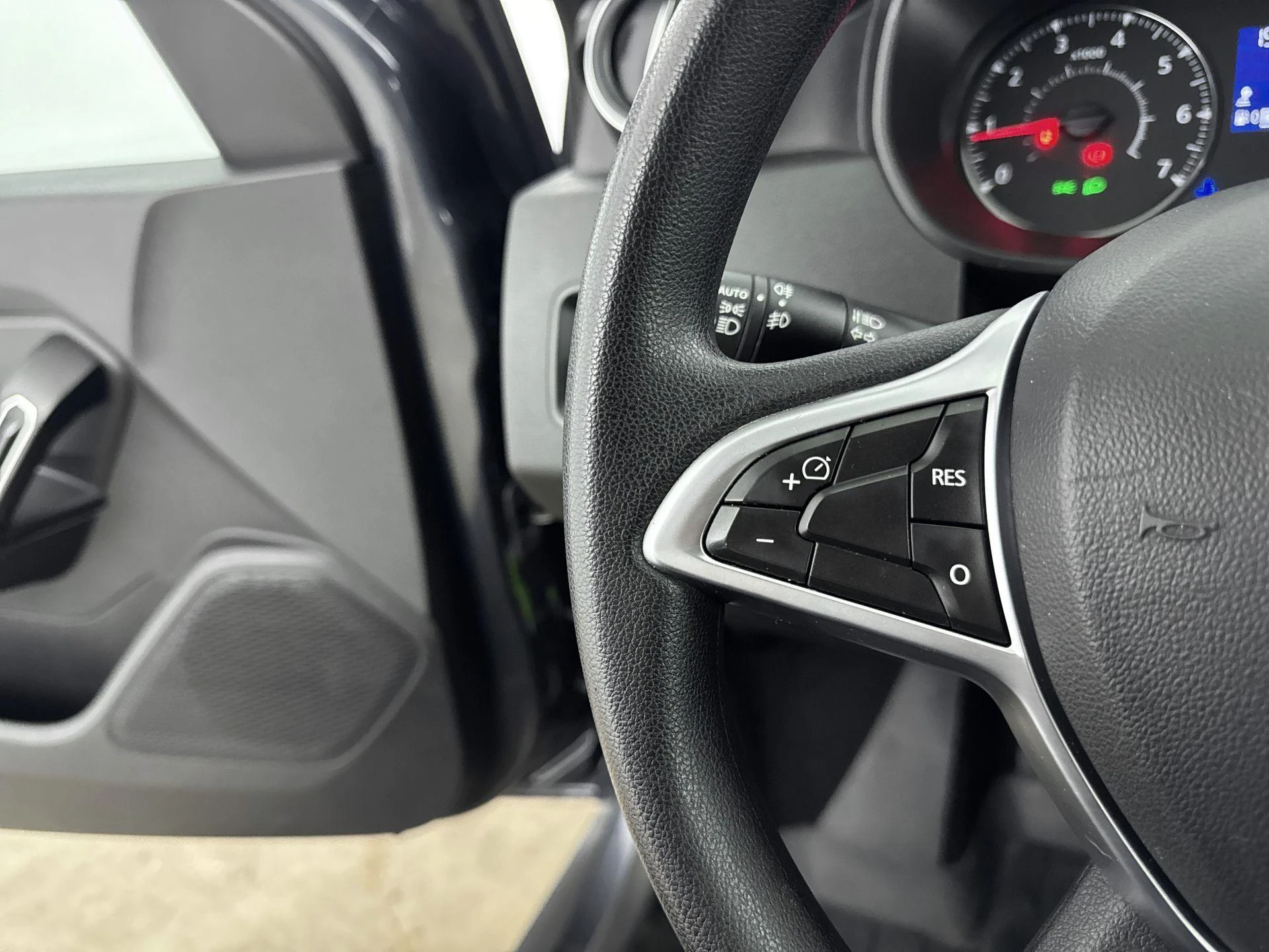 Dacia-Duster-image-5