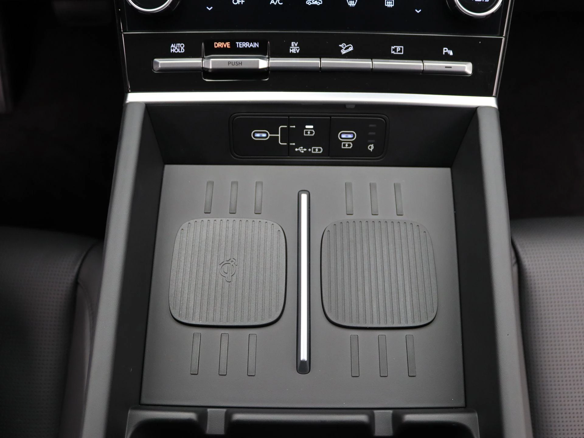 Hyundai-Santa Fe-image-9