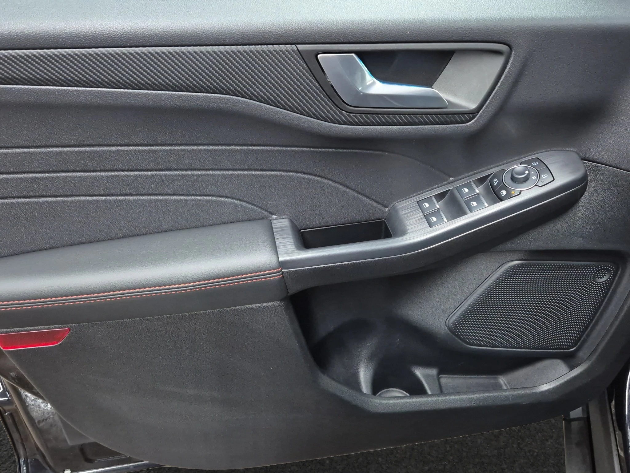 Ford-Kuga-image-15