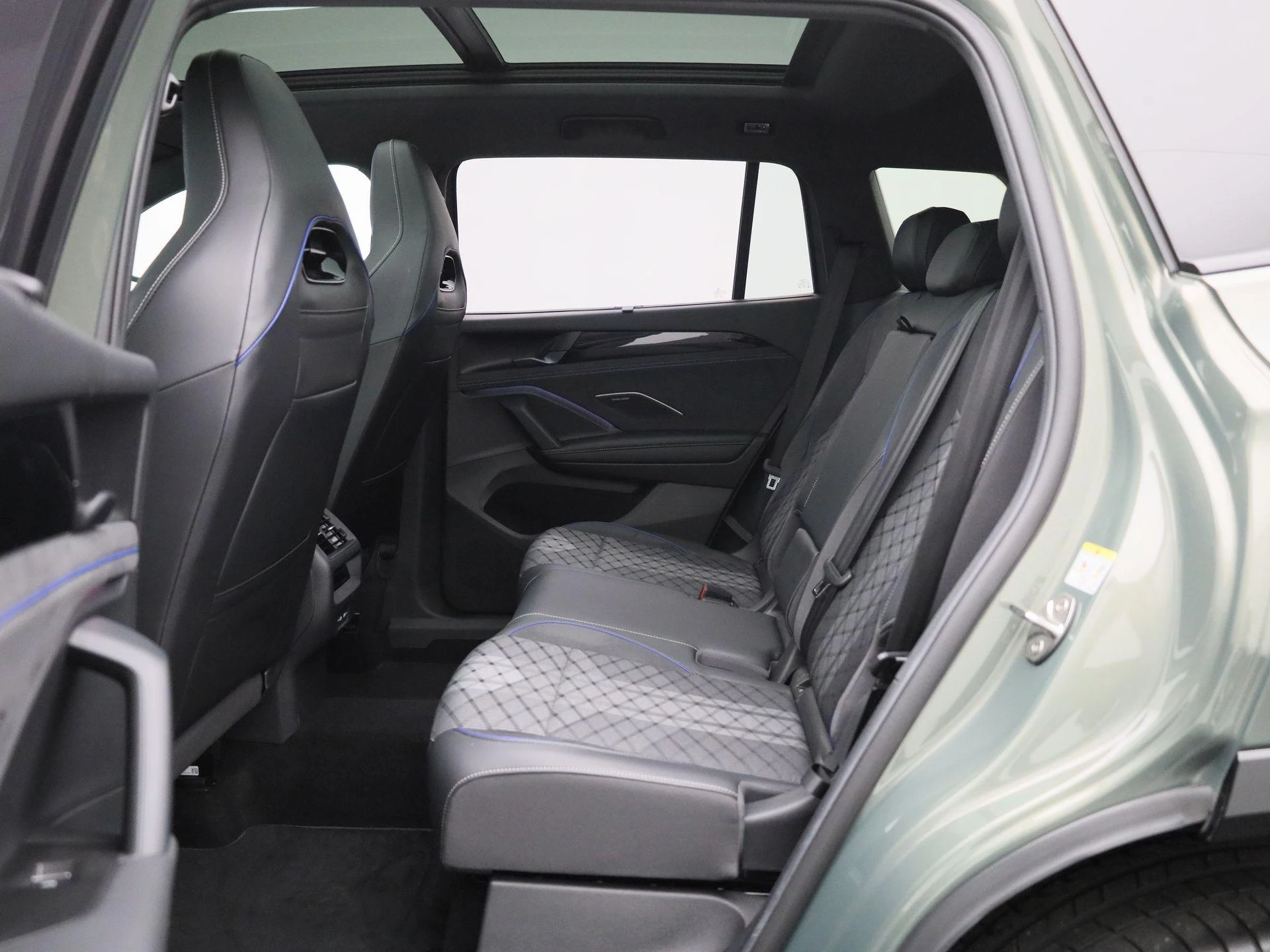 Volkswagen-Tayron-image-11