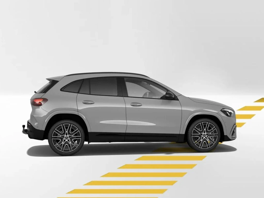 Mercedes-Benz-GLA 180-image-7