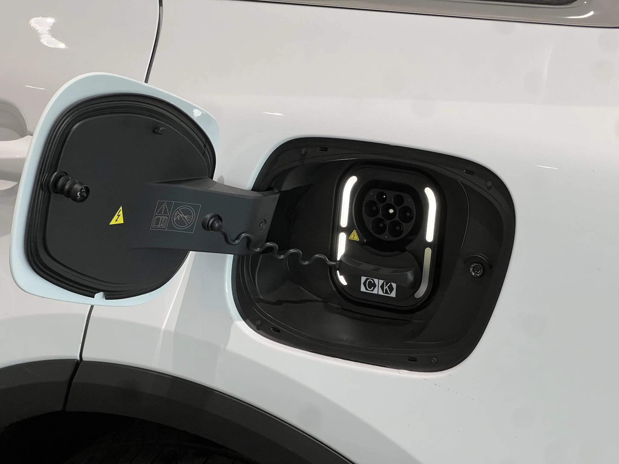 MG-S6 EV-image-10
