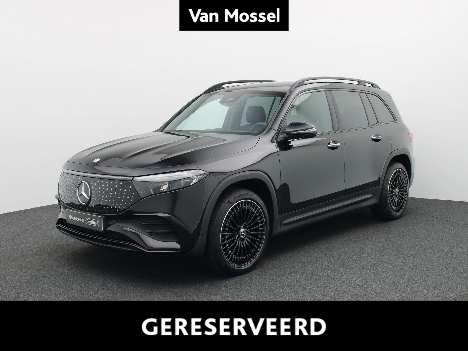 Mercedes-Benz-EQB-image-0