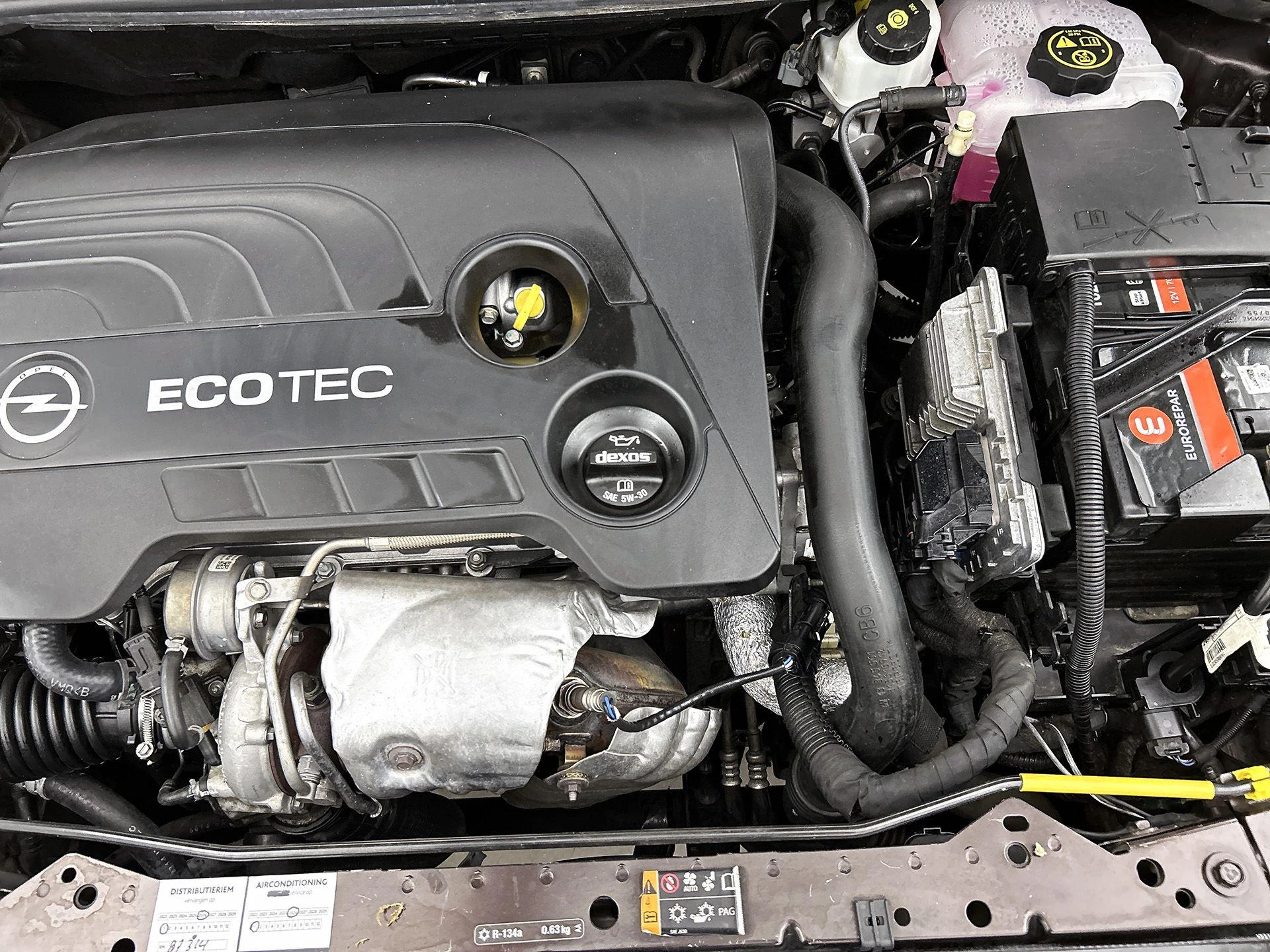 Opel-Cascada-image-27