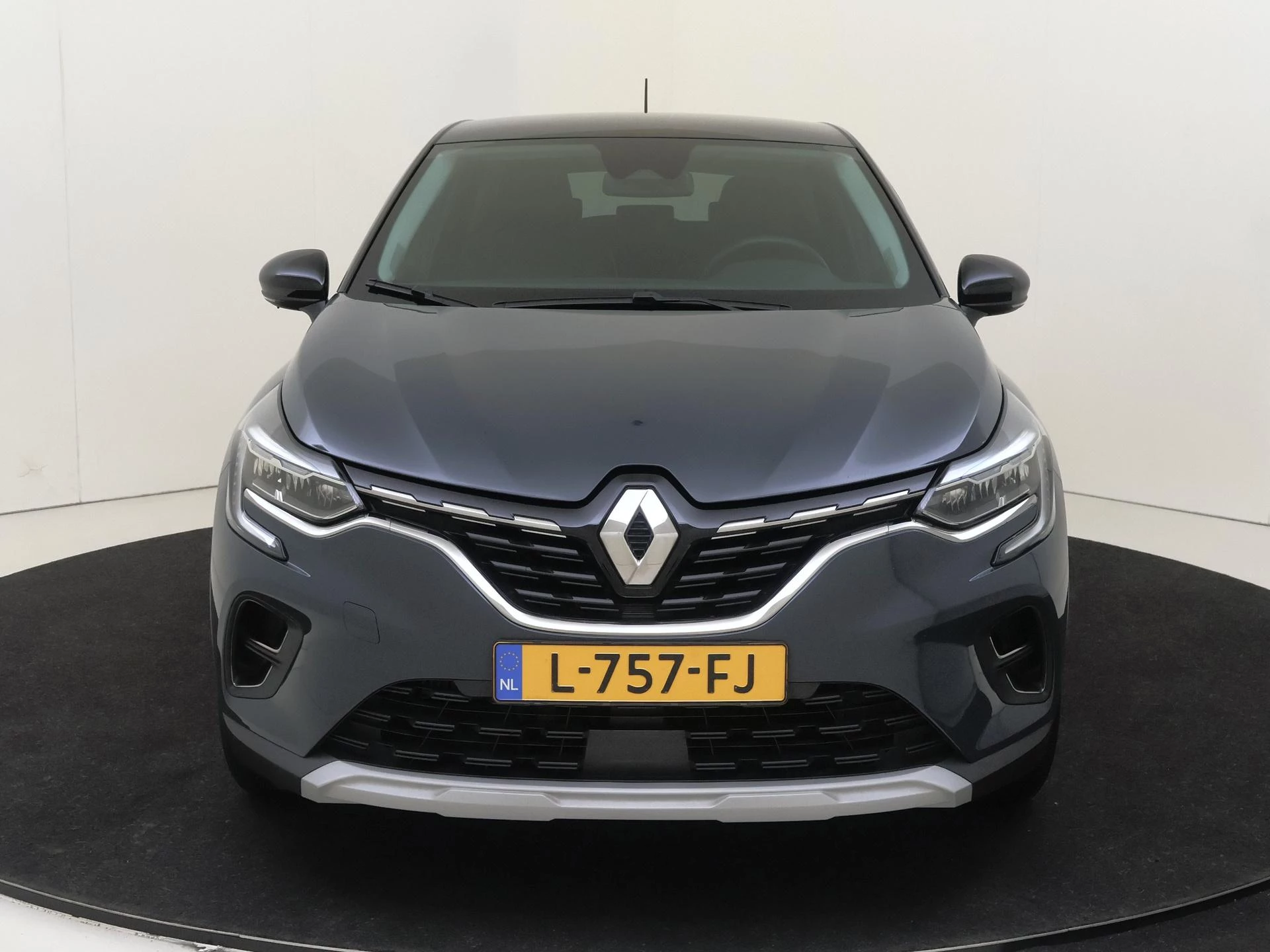 Renault-Captur-image-7