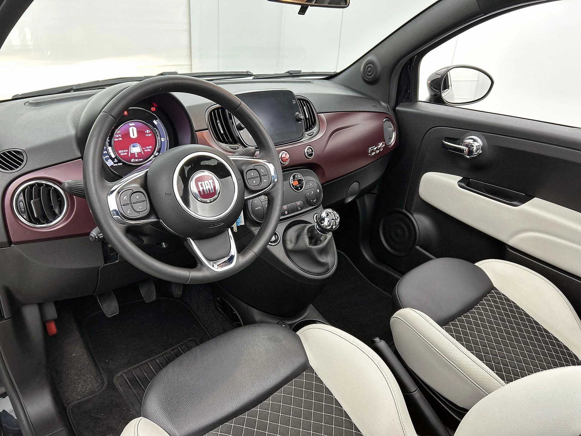 Fiat 500C 1.0 Hybrid Star